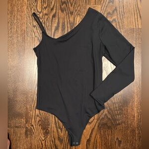 Abercrombie & Fitch Soft A&F Collection One-Shoulder Bodysuit – Black – Size M